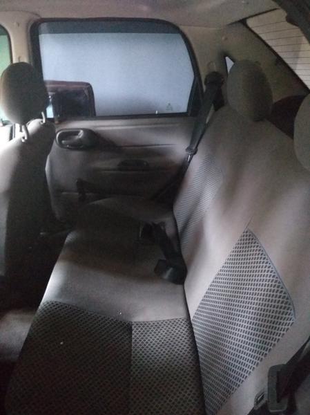 Chevrolet Classic • 2010 • 73,000 km 3