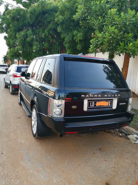 Land Rover Range Rover • 2006 • 196,000 km 4