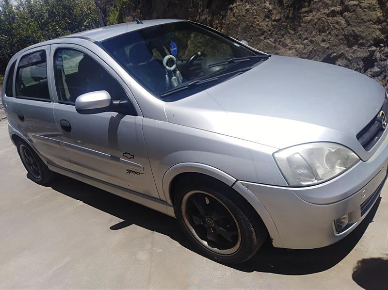 Chevrolet Corsa • 2004 • 290 km 4