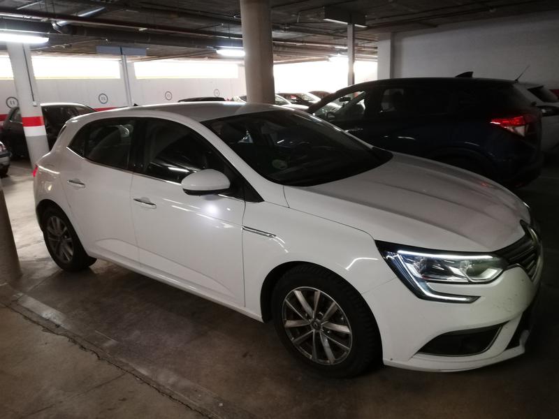 Renault Mégane • 2016 • 80,000 km 3