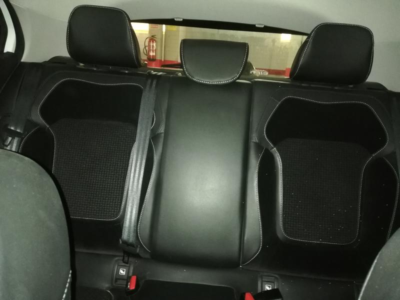 Renault Mégane • 2016 • 80,000 km 5