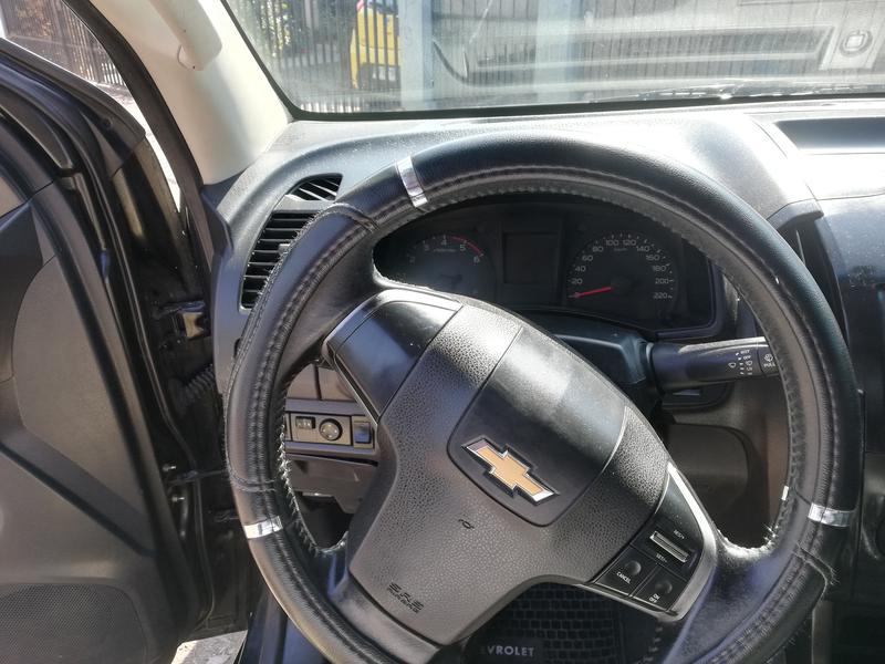 Chevrolet 1500 • 2015 • 150,000 km 6