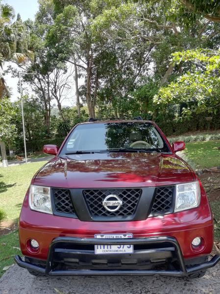 Nissan Pathfinder • 2005 • 290,000 km 6