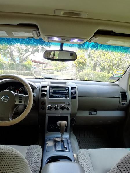 Nissan Pathfinder • 2005 • 290,000 km 5