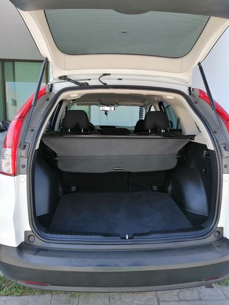 Honda CR-V • 2014 • 85,000 km 9