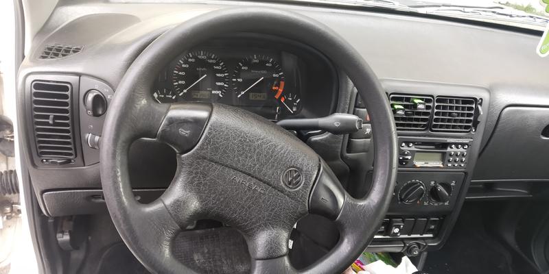 Volkswagen Polo Variant • 1998 • 244,400 km 3