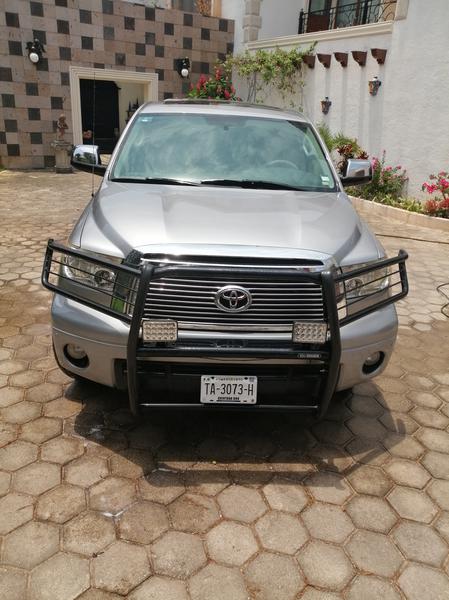 Toyota Tundra • 2010 • 230,000 km 14