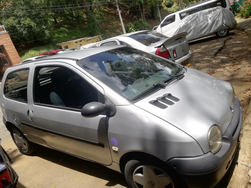 Renault Twingo • 2006 • 126,000 km 3