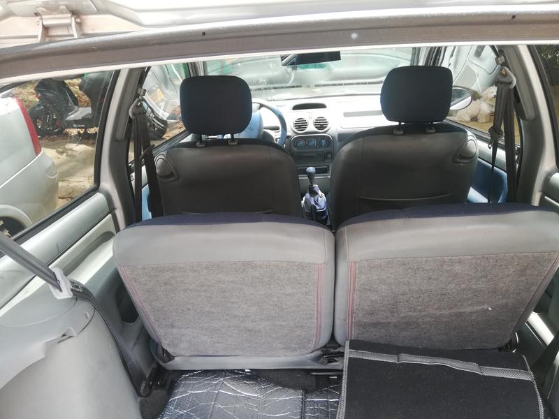 Renault Twingo • 2006 • 126,000 km 2