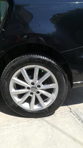 Volkswagen  • 2018 • 69,150 km 6