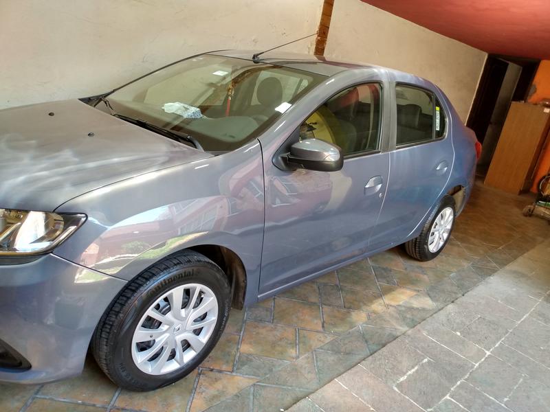 Renault Logan • 2015 • 87,000 km 2