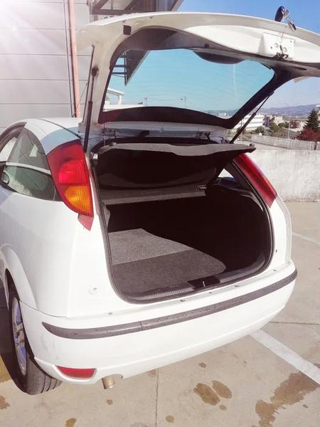 Ford Focus • 2000 • 250,000 km 5