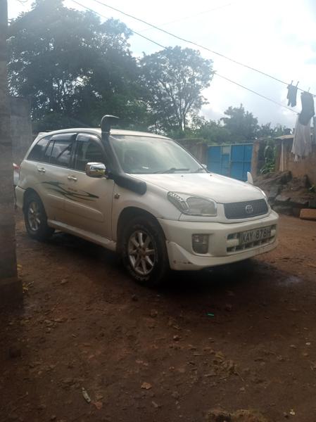 Toyota RAV4 • 2000 • 164,641 km 5
