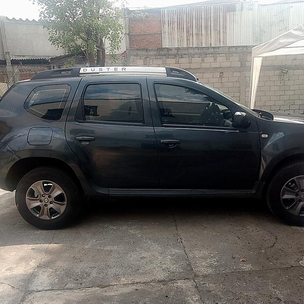 Renault 10 • 2018 • 37,000 km 1
