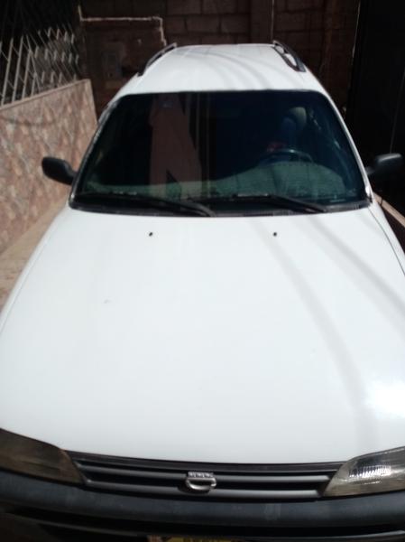 Toyota Corolla • 2001 • 350,000 km 2