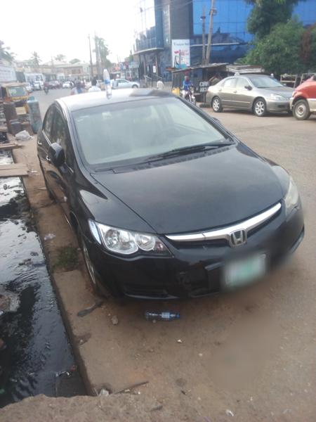 Honda Civic • 2007 • 110,500 km 2