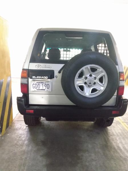 Toyota Land Cruiser • 2007 • 276,000 km 4