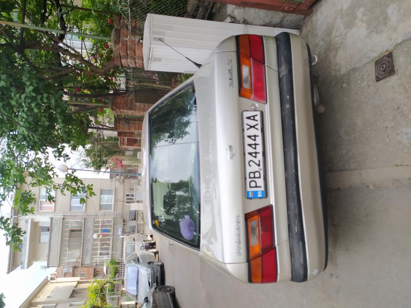Nissan Primera • 1992 • 250,000 km 8