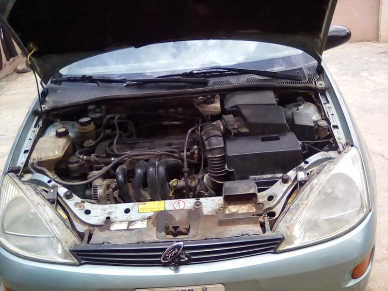 Ford Focus • 2001 • 220,000 km 1