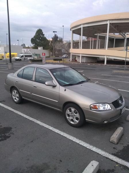 Nissan Sentra • 2006 • 240,000 km 10