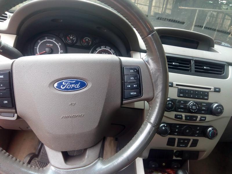 Ford Focus • 2008 • 200,000 km 4