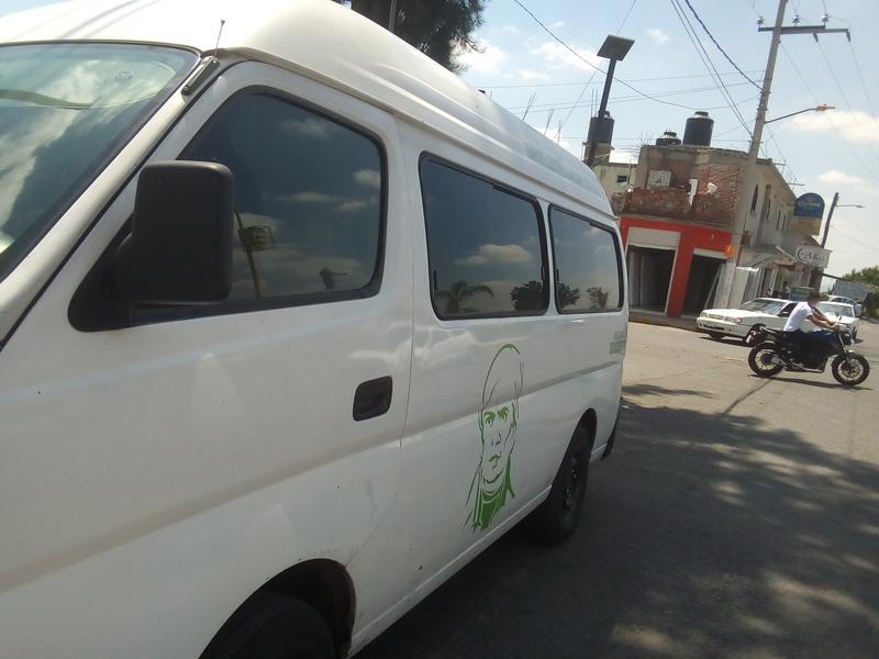Nissan Urvan • 2010 • 200,000 km 2
