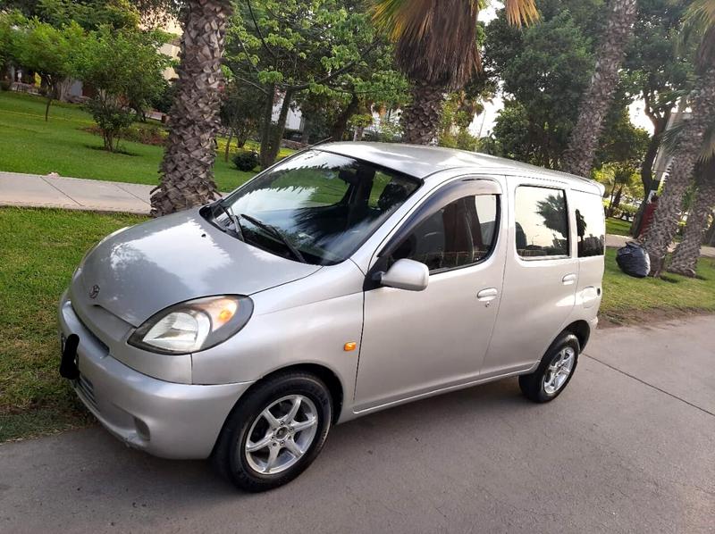 Toyota Yaris • 2002 • 120,000 km 2