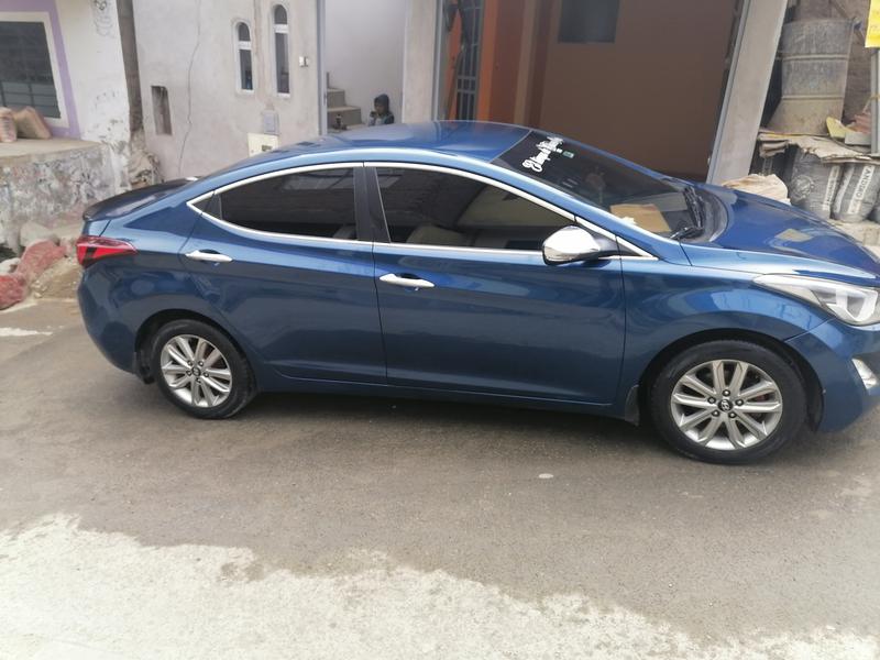 Hyundai Elantra • 2015 • 38,000 km 16