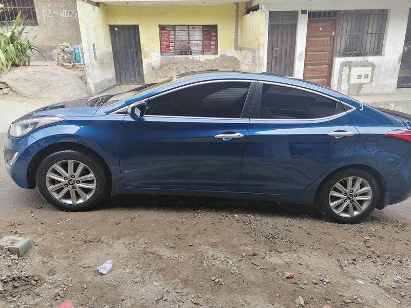 Hyundai Elantra • 2015 • 38,000 km 8
