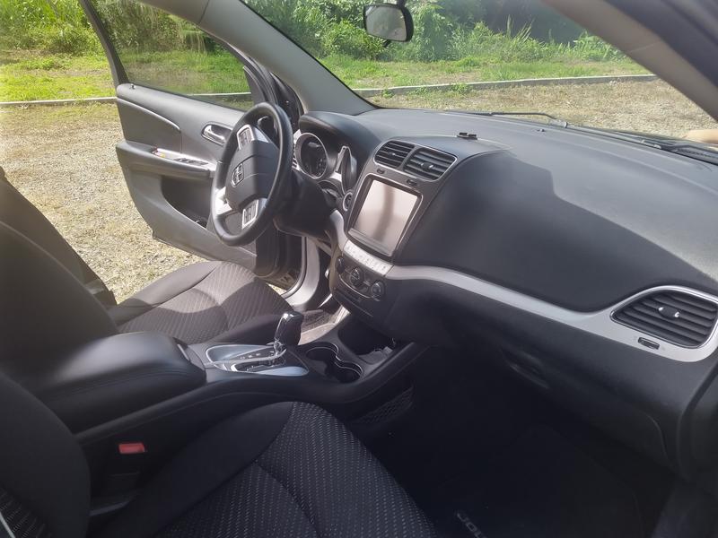Dodge Journey • 2013 • 84,000 km 11