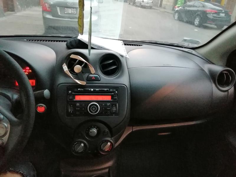 Nissan Versa • 2014 • 78,000 km 5