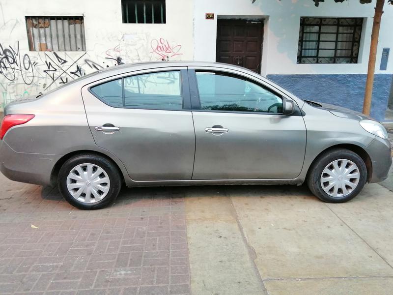 Nissan Versa • 2014 • 78,000 km 3