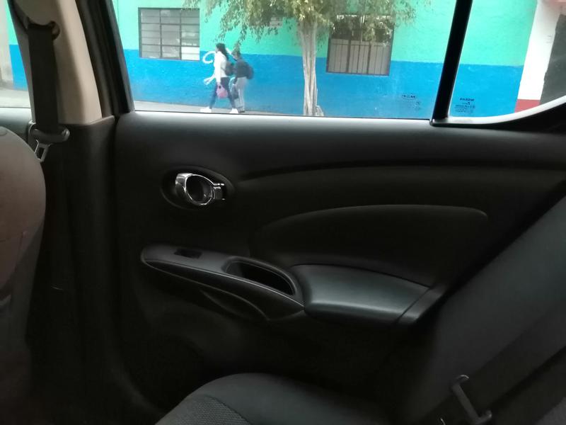 Nissan Versa • 2014 • 78,000 km 7