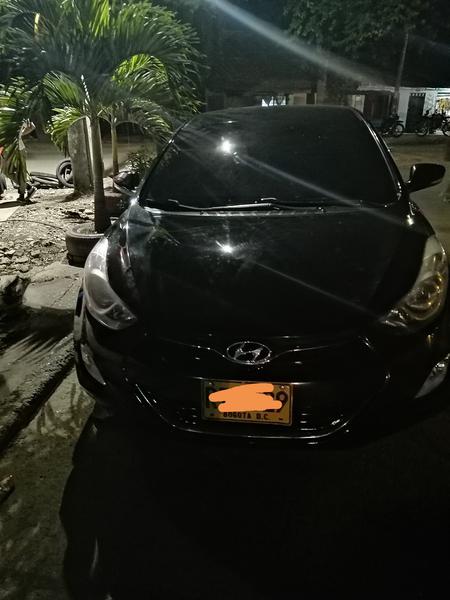 Hyundai  • 2012 • 97,800 km 6