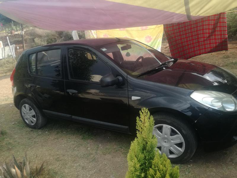 Renault Sandero • 2010 • 135,150 km 3