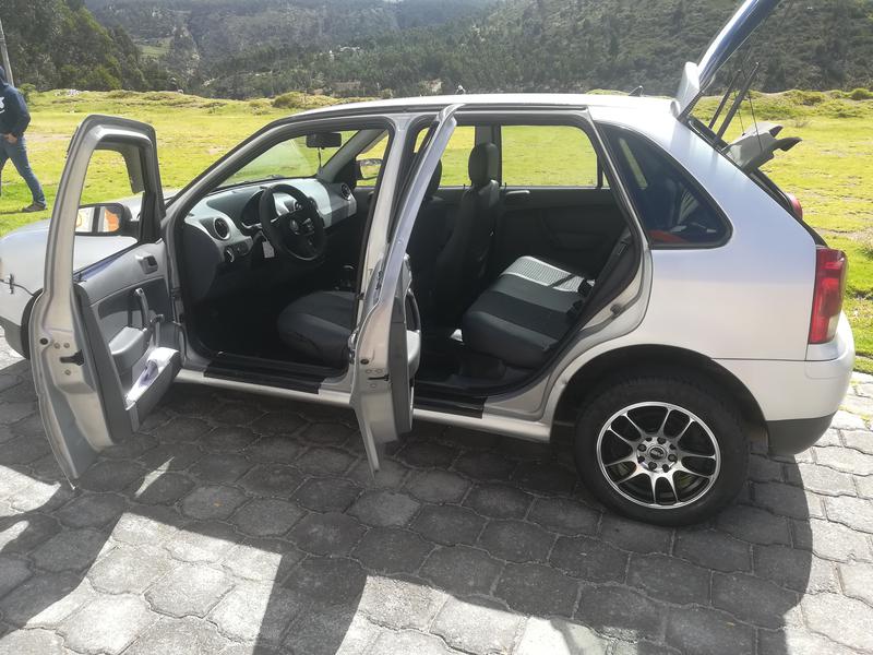 Volkswagen Gol • 2007 • 188,000 km 9