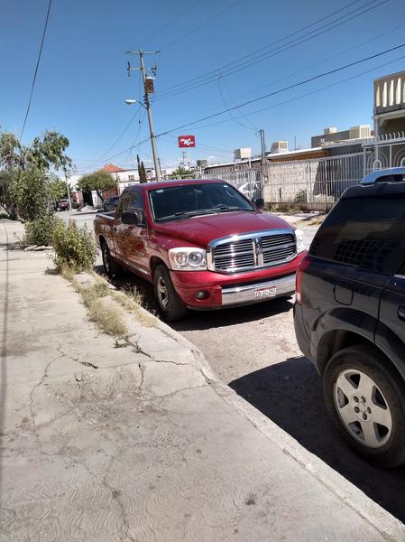 Dodge  • 2008 • 210,000 km 1