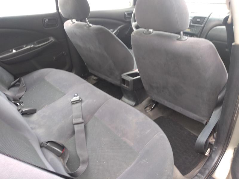 Nissan Sentra • 2006 • 240,000 km 2