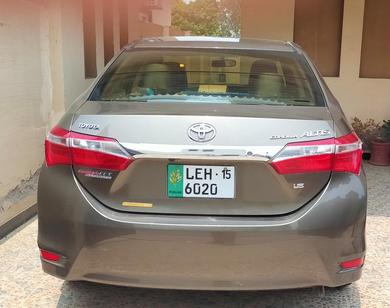 Toyota Corolla • 2015 • 99,000 km 4