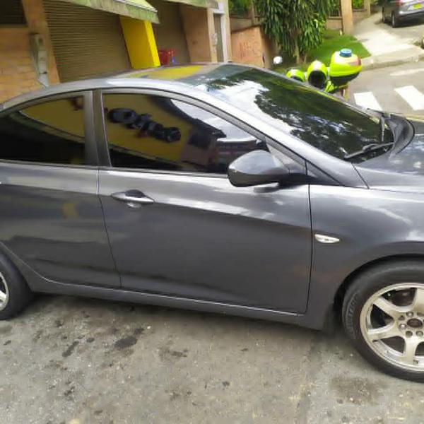 Hyundai Accent • 2012 • 118,000 km 6