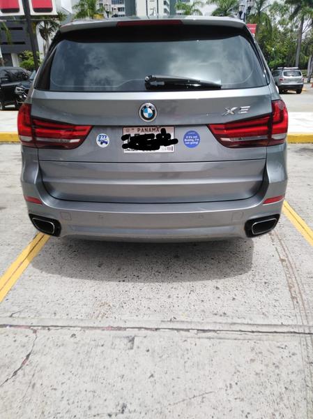 BMW X5 • 2015 • 88,000 km 2