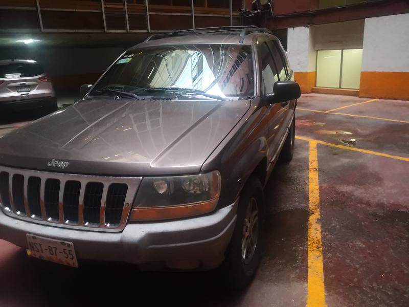 Jeep Grand Cherokee • 2000 • 187,000 km 2