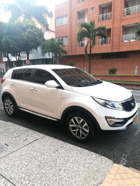 Kia Sportage • 2015 • 87,000 km 4