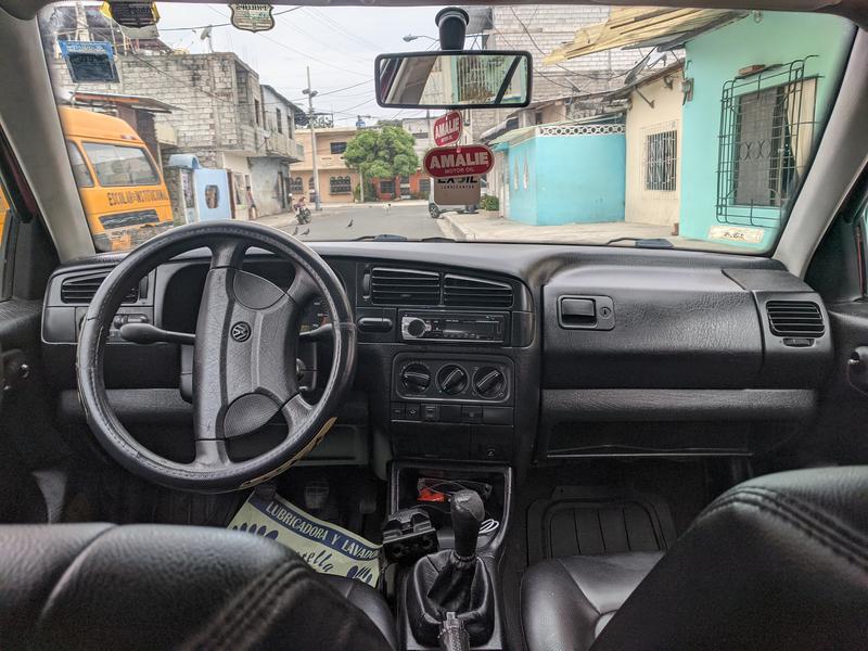 Volkswagen Golf • 1996 • 180,000 km 9