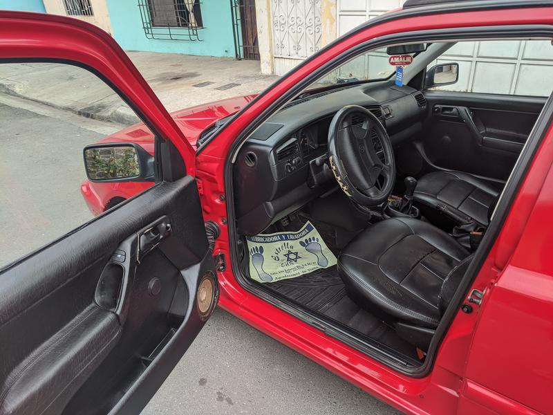 Volkswagen Golf • 1996 • 180,000 km 2