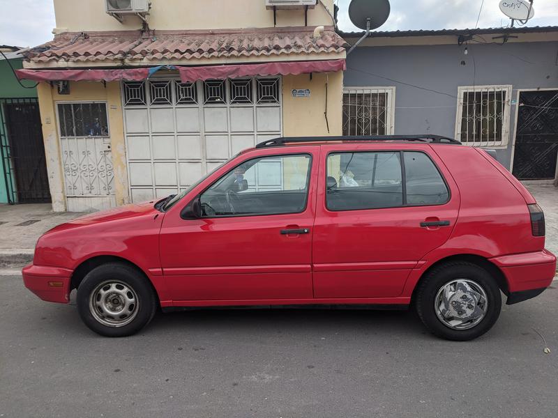 Volkswagen Golf • 1996 • 180,000 km 4