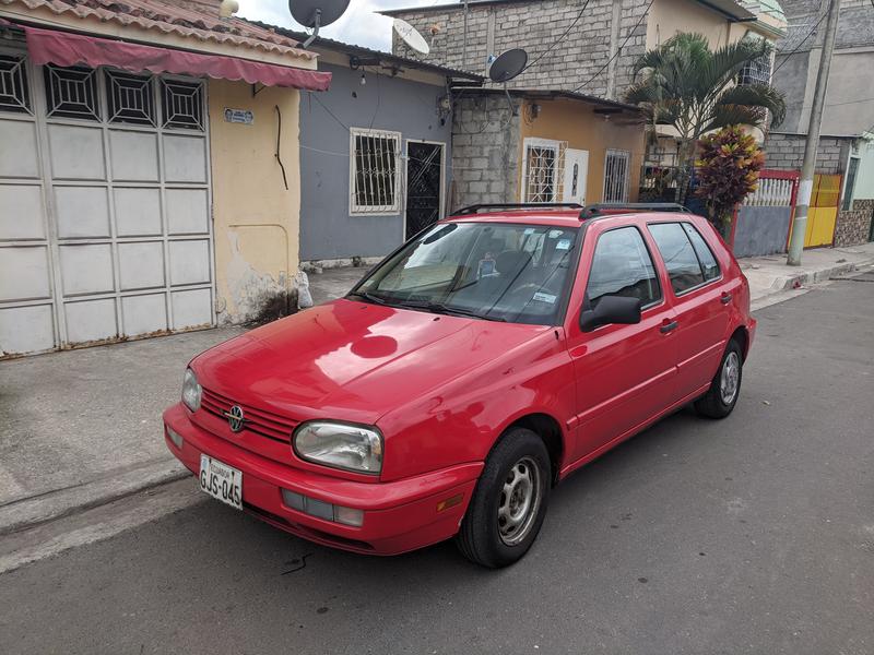 Volkswagen Golf • 1996 • 180,000 km 7