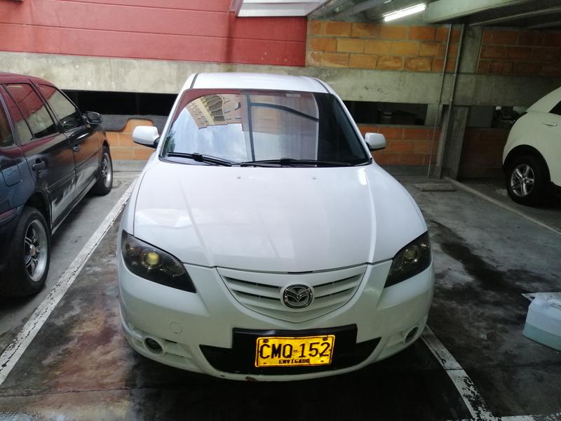 Mazda 121 • 2006 • 118,000 km 2