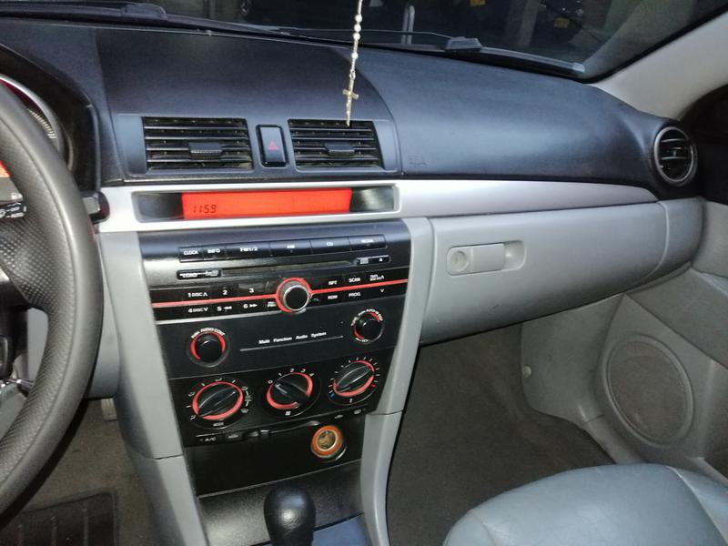Mazda 121 • 2006 • 118,000 km 1