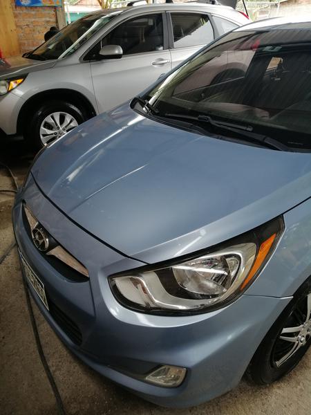 Hyundai Accent • 2014 • 152,000 km 5